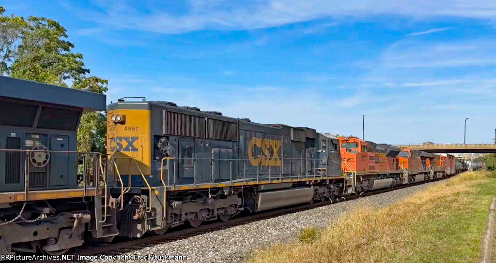 CSX 4557